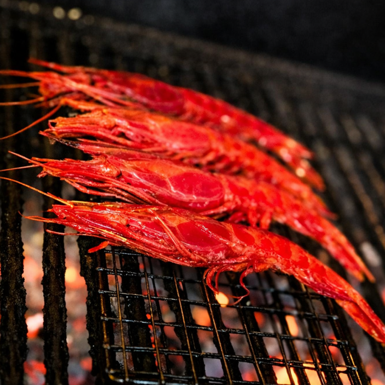Langostinos tigre a la brasa con sal y limón en asador Tolon Tolon Bilbao